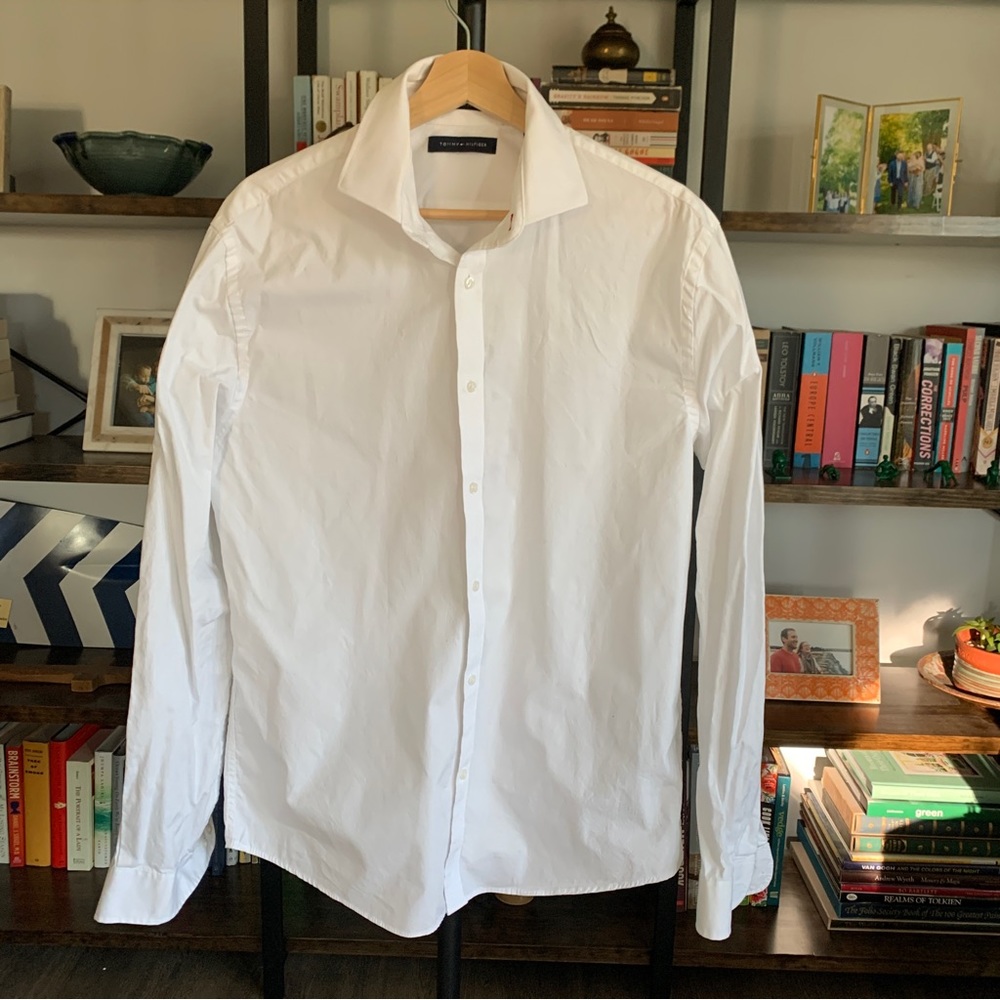 Tommy Hilfiger • white button down